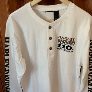 Men’s medium Harley Davidson shirt